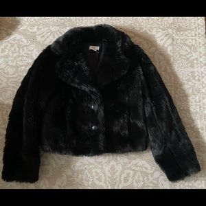 Faux fur cropped jacket